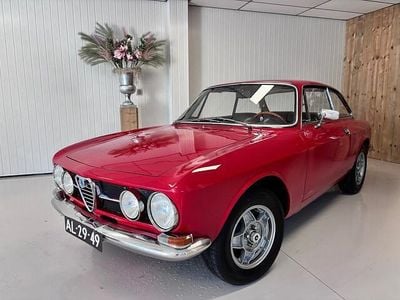 Occasion Alfa Romeo 1750 Veloce 1968 Rood Sedan