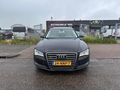 Grijs Gebruikt 2010 Audi A8 Sedan | € 8.950