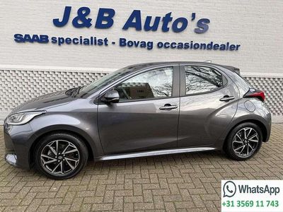 Grijs Occasion 2023 Toyota Yaris Hybrid Hatchback | € 19.950 (Eerlijke prijs)