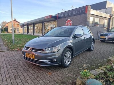 Grijs Gebruikt 2018 VW Golf VII Comfortline Hatchback | € 15.950 (Eerlijke prijs)