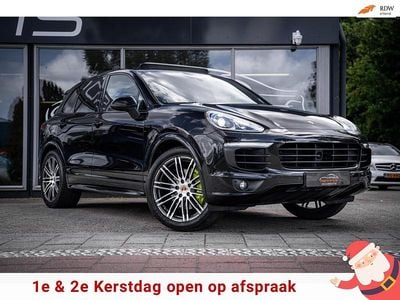 Zwart Gebruikt 2015 Porsche Cayenne SUV | € 26.850 (Eerlijke prijs)