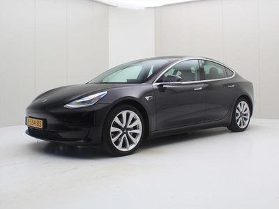 Zwart Gebruikt 2020 Tesla Model 3 Standard Range Sedan | € 19.400 (Eerlijke prijs)