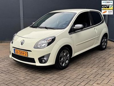 Geel Occasion 2011 Renault Twingo Night&Day Hatchback | € 3.950 (Eerlijke prijs)
