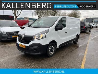 tweedehands Renault Trafic 1.6 dCi T29 L1H1 Comfort / Trekhaak / Laadruimte inrichting / 3 zits