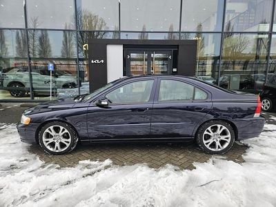Blauw (metallic) Gebruikt 2009 Volvo S60 Sedan | € 4.450 (Eerlijke prijs)