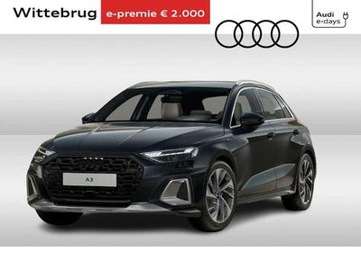 Grijs Nieuw 2025 Audi A3 e-tron Advanced Hatchback | € 50.957
