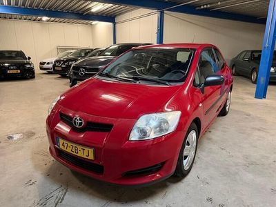 Rood Gebruikt 2007 Toyota Auris Terra Hatchback | € 2.500 (Eerlijke prijs)