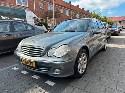 Mercedes C200