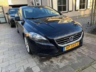 Occasion 2015 Volvo V40 Summum MPV | € 9.000 (Eerlijke prijs)