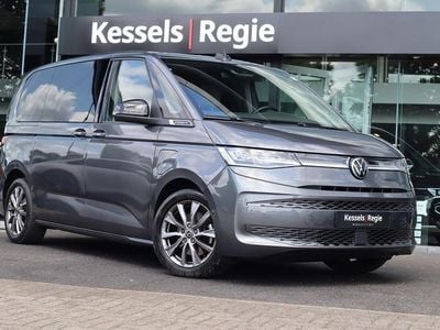 Grijs (metallic) Gebruikt 2023 VW Multivan Energetic Van | € 49.950