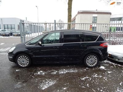 Zwart (metallic) Occasion 2011 Ford S-MAX Titanium MPV | € 1.495 (Super prijs)