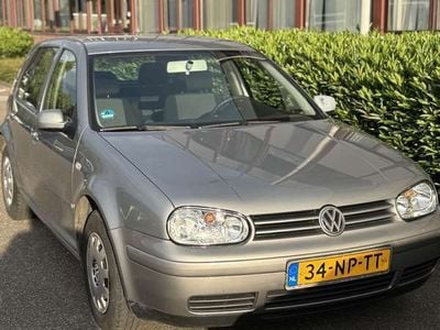 VW Golf IV