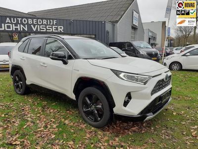 Wit Occasion 2020 Toyota RAV4 SUV | € 39.500 (Duur)
