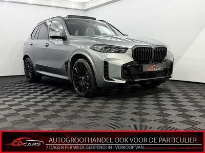 Grijs (metallic) Occasion 2025 BMW X5 Executive SUV | € 96.950 (Duur)