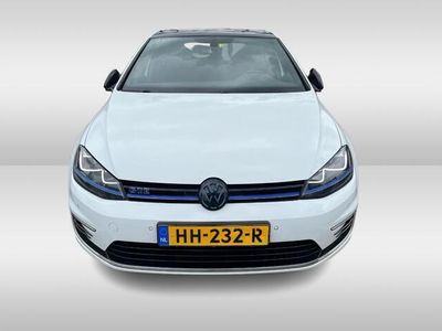 tweedehands VW Golf VII 1.4 TSI GTE / Panoramadak / Navigatie / Parkeerhulp V+A / 18'' / Getint glas / Cruise Control