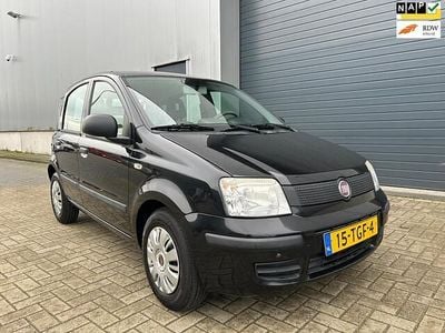 Zwart (metallic) Gebruikt 2012 Fiat Panda Active Hatchback | € 2.599 (Goede deal)