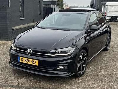 Zwart Occasion 2021 VW Polo R-line Hatchback | € 19.999 (Duur)