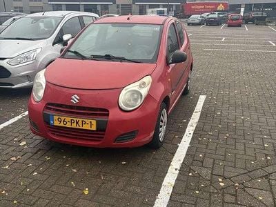 Rood Gebruikt 2011 Suzuki Alto City Hatchback | € 1.000 (Goede deal)