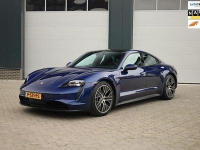 Blauw Occasion 2022 Porsche Taycan Performance Package Sedan | € 51.990