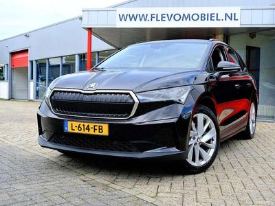 Zwart Gebruikt 2021 Skoda Enyaq iV First Edition SUV | € 20.750 (Eerlijke prijs)