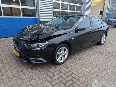Blauw Gebruikt 2019 Opel Insignia Business Hatchback | € 9.350