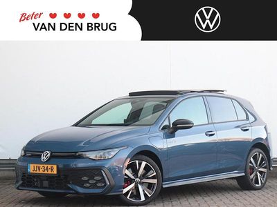 Occasion VW Golf VIII GTE 272 PK (200 kW) 2025 Blauw (metallic) Hatchback