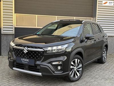Zwart Occasion 2023 Suzuki SX4 S-Cross SUV | € 27.490 (Eerlijke prijs)
