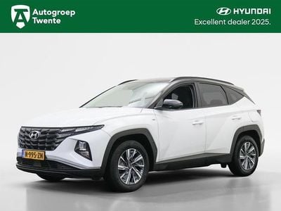 Atlas white / twotone black Gebruikt 2021 Hyundai Tucson Comfort SUV | € 23.950 (Eerlijke prijs)