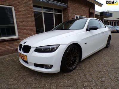 tweedehands BMW 320 320 Coupé i lederen bekleding