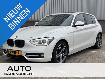 Wit (metallic) Occasion 2013 BMW 114 Sport Line Hatchback | € 6.745 (Eerlijke prijs)