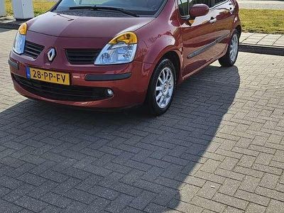 Occasion Renault Modus Luxe 98 PK (72 kW) 2004 Rood MPV