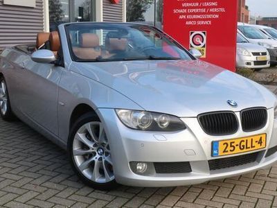 tweedehands BMW 330 Cabriolet 330i Executive Hardtop / Navi / Elek. voors