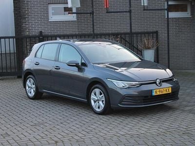 Grijs Occasion 2021 VW Golf VIII Hatchback | € 14.850 (Goede deal)