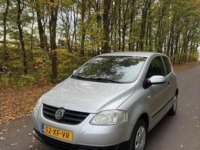 Occasion VW Fox Trendline 54 PK (39 kW) 2007 Grijs Hatchback