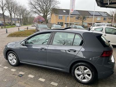 tweedehands VW Golf VIII 1.0 eTSI Life