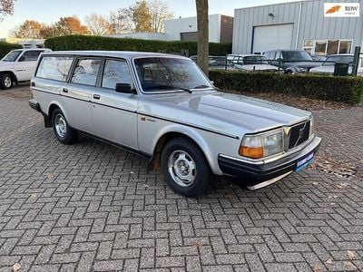 Zilver Gebruikt 1984 Volvo 240 Stationwagen | € 16.500