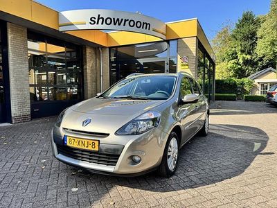 Bruin Occasion 2012 Renault Clio GrandTour Collection Stationwagen | € 5.995 (Iets duurder)