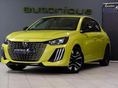 Occasion Peugeot 208 Allure 101 PK (74 kW) 2024 Geel (metallic) Hatchback