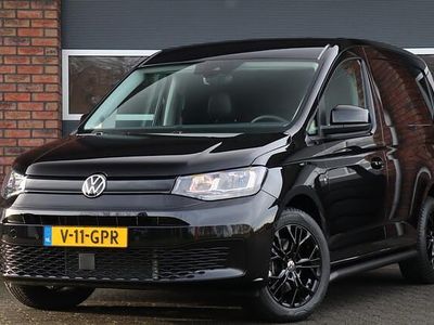 Zwart (metallic) Gebruikt 2024 VW Caddy Style MPV | € 31.450 (Eerlijke prijs)