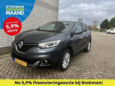 Grijs Gebruikt 2016 Renault Kadjar Intens SUV | € 15.900 (Iets duurder)