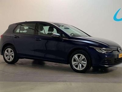 Blauw Occasion 2022 VW Golf VIII Life Hatchback | € 16.450 (Goede deal)