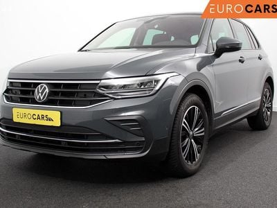Grijs Gebruikt 2023 VW Tiguan Active SUV | € 31.940 (Super prijs)
