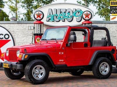tweedehands Jeep Wrangler 4.0i 6-cill TJ Youngtimer One Of A Kind!