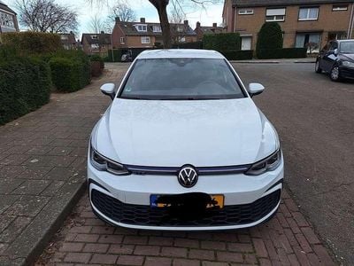 Wit Occasion 2022 VW Golf VIII GTE Stationwagen | € 25.600 (Goede deal)