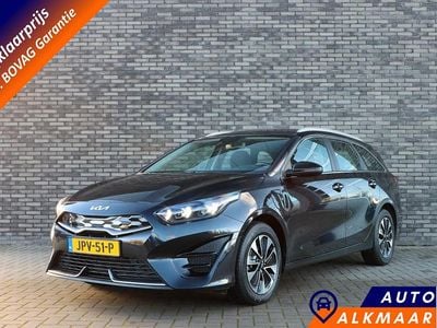 Zwart Occasion 2022 Kia Ceed Hatchback | € 23.900 (Eerlijke prijs)