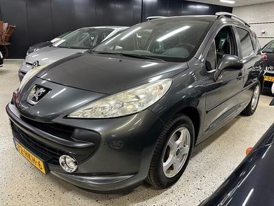 Grijs Gebruikt 2009 Peugeot 207 Stationwagen | € 2.750 (Duur)