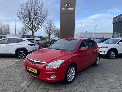 Occasion Hyundai i30 Dynamiq 109 PK (80 kW) 2008 Rood Hatchback