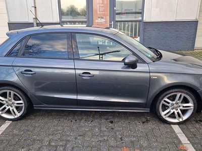 Grijs Occasion 2012 Audi A1 Proline Hatchback | € 11.995 (Duur)