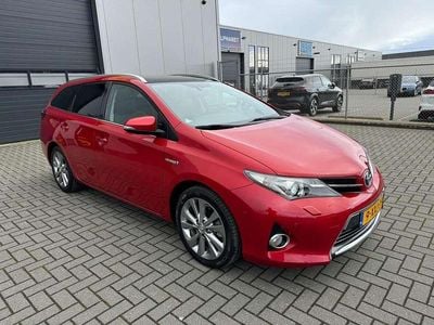 Toyota Auris Hybrid