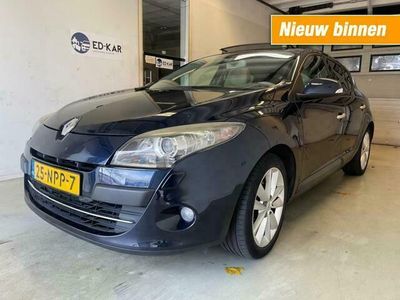 tweedehands Renault Mégane 1.4 TCe PrivilÃ¨ge LEER PANODAK XENON PDC ZEER M